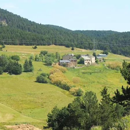 Maison Spacieuse A Avec Vue Montagne Holiday home La Llagonne