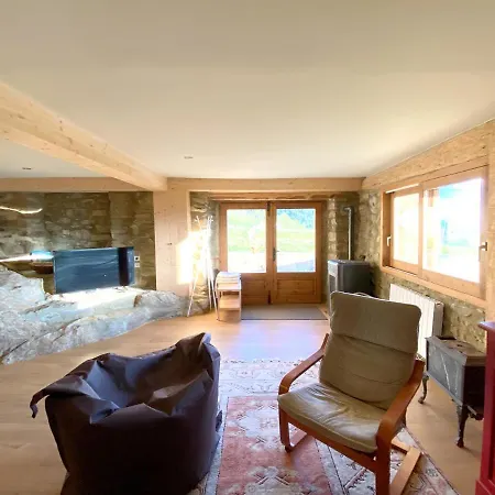 Maison Spacieuse A Avec Vue Montagne Semesterbostad *