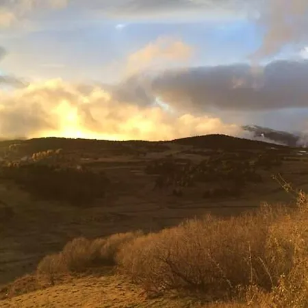 بيت للعطل Maison Spacieuse A Avec Vue Montagne