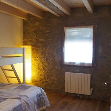 Maison Spacieuse A Avec Vue Montagne * La Llagonne
