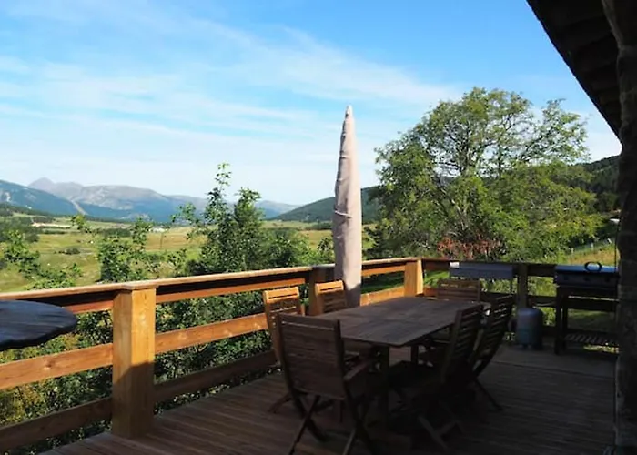 Σπίτι διακοπών Maison Spacieuse A Avec Vue Montagne La Llagonne