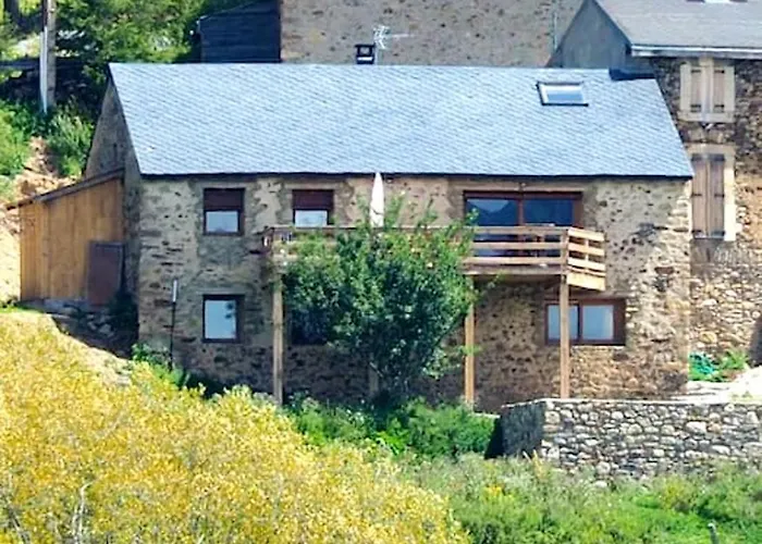 Maison Spacieuse A Avec Vue Montagne Σπίτι διακοπών La Llagonne
