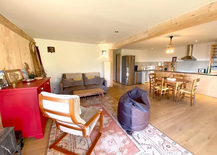 Maison Spacieuse A Avec Vue Montagne